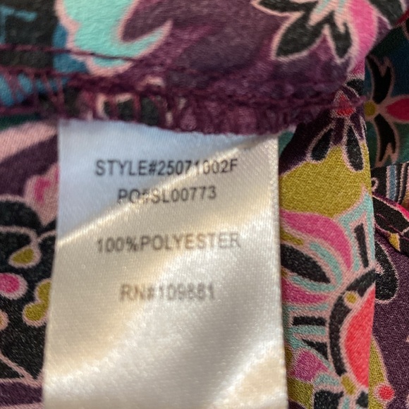 Multi colored top - Picture 7 of 7